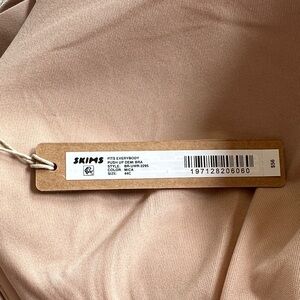 SKIMS Beige Push Up Demi Bra